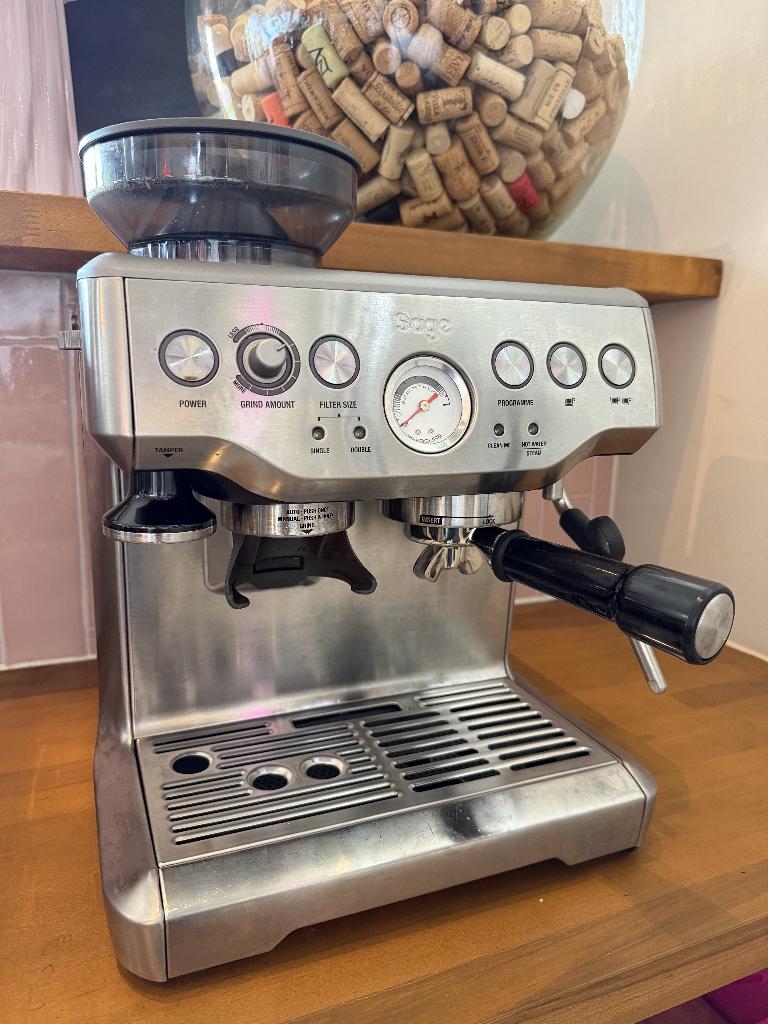 Sage Barista Express, Witgoed en Apparatuur, Koffiezetapparaten, Zo goed als nieuw, Koffiebonen, Espresso apparaat, Afneembaar waterreservoir
