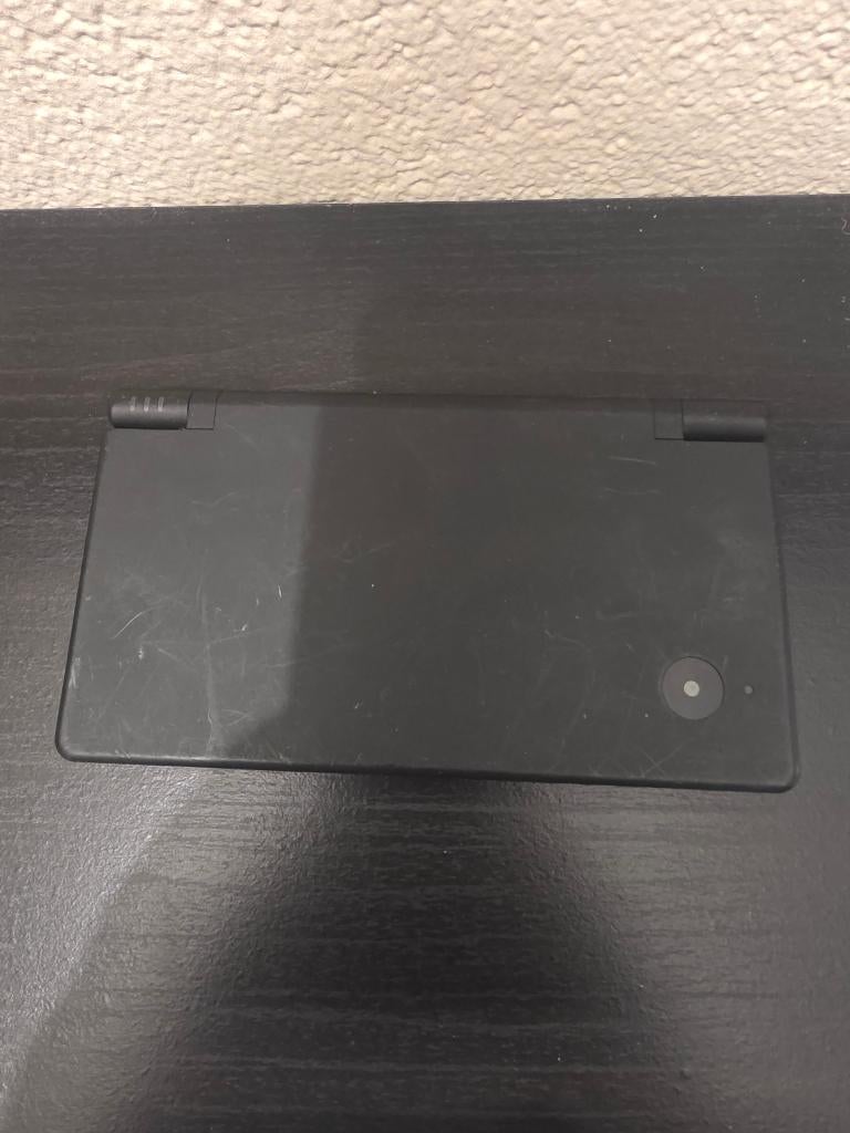 Nintendo dsi  [ Met camera's ], Spelcomputers en Games, Spelcomputers | Nintendo DS, Ophalen of Verzenden, Gebruikt, Zwart, Dsi