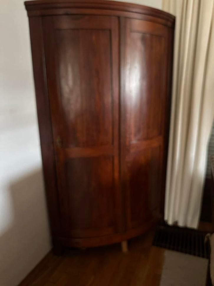 Antieke hoekkast, Antiek en Kunst, Antiek | Meubels | Kasten, Ophalen