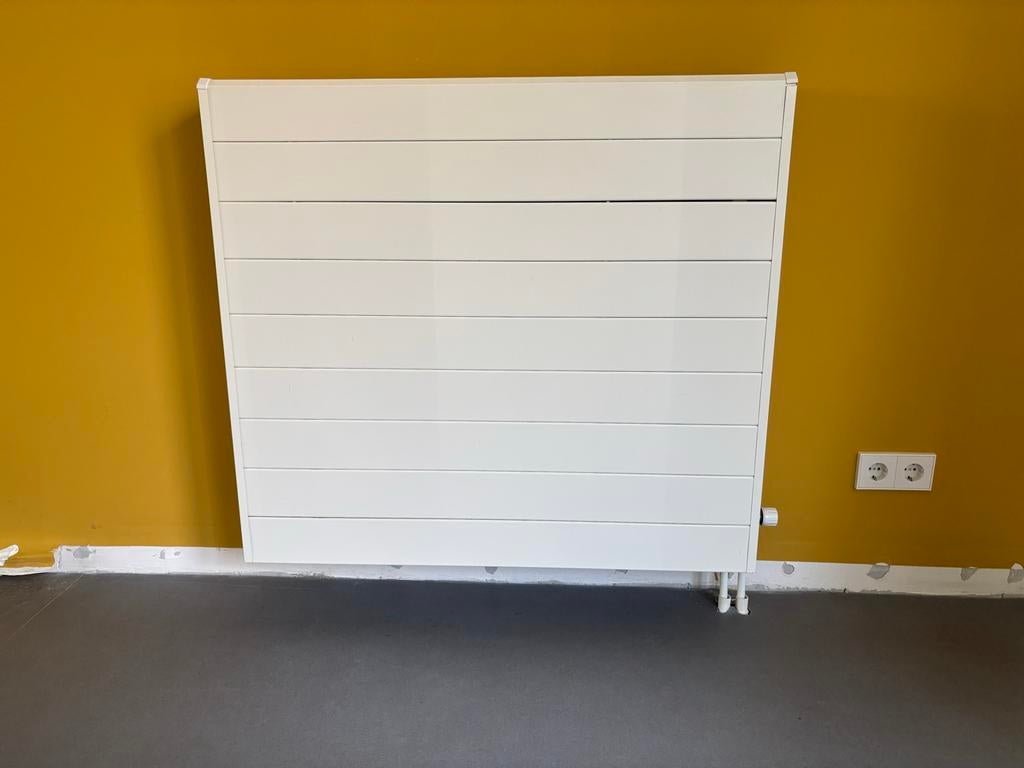 Jaga radiator, strak design - 90,5x100x17 cm, Doe-het-zelf en Verbouw, Verwarming en Radiatoren, Ophalen, Gebruikt, Radiator, 60 tot 150 cm
