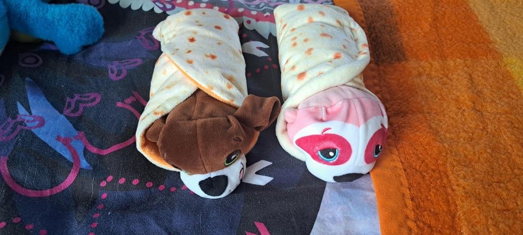 2x Cutetitos knuffels - Burrito knuffeldieren, Ophalen of Verzenden, Zo goed als nieuw, Overige typen