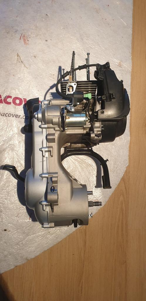 Piaggio zip e5 injectie blok iget, Ophalen, Zo goed als nieuw, Blok