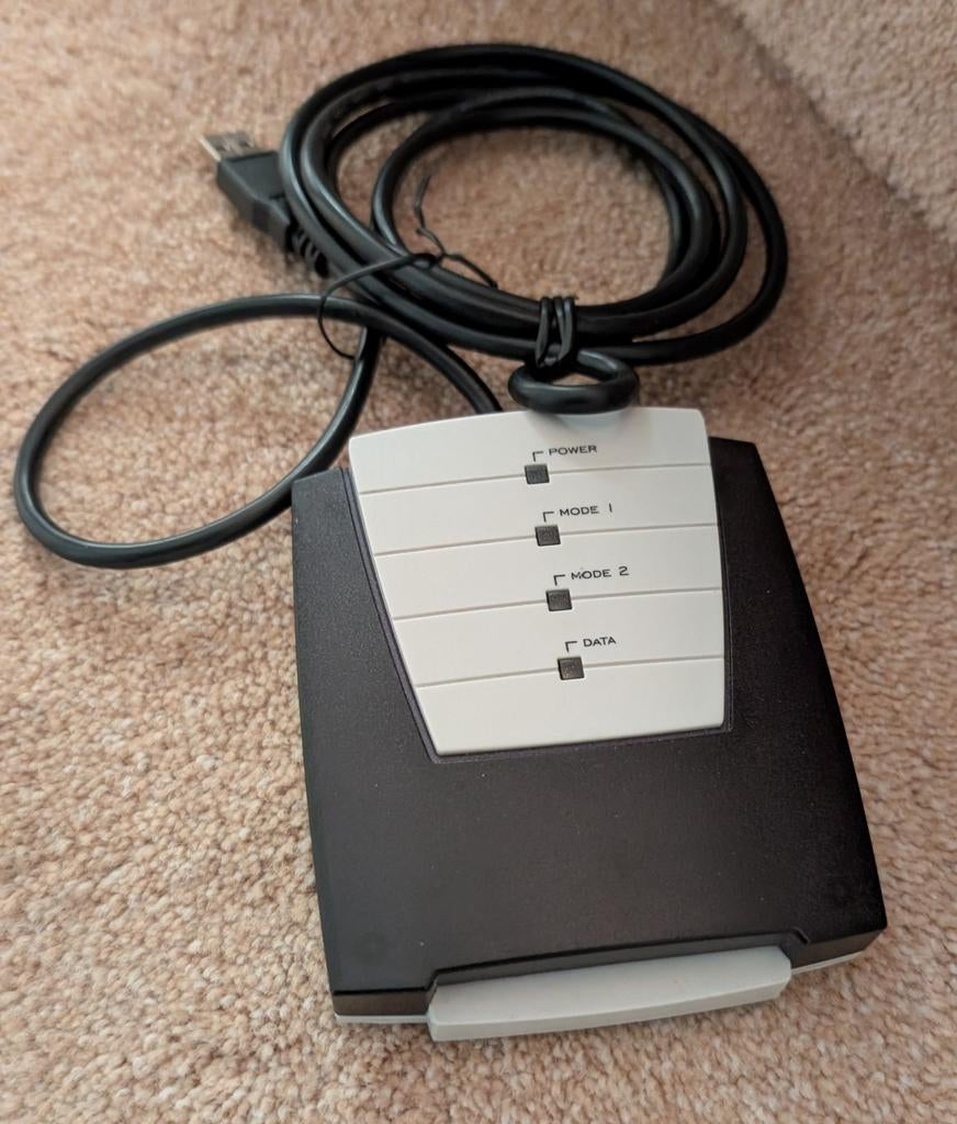 Multipro 2000 smart card reader/programmer, Ophalen