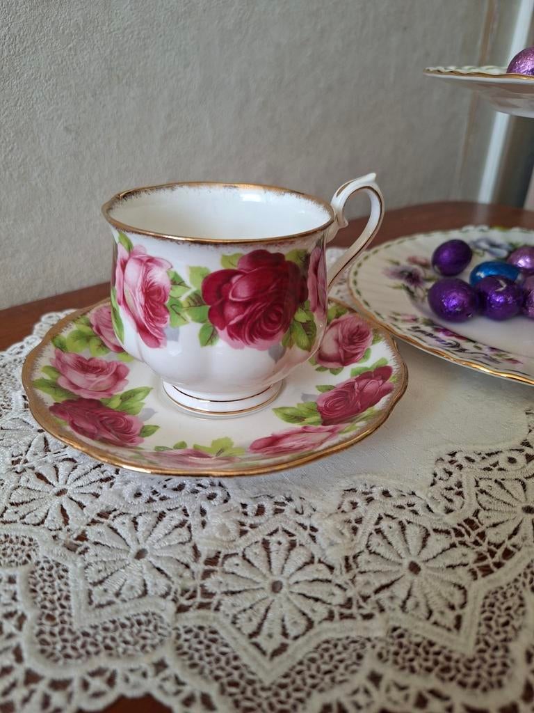 Royal Albert Old English rose herenmodel., Ophalen of Verzenden