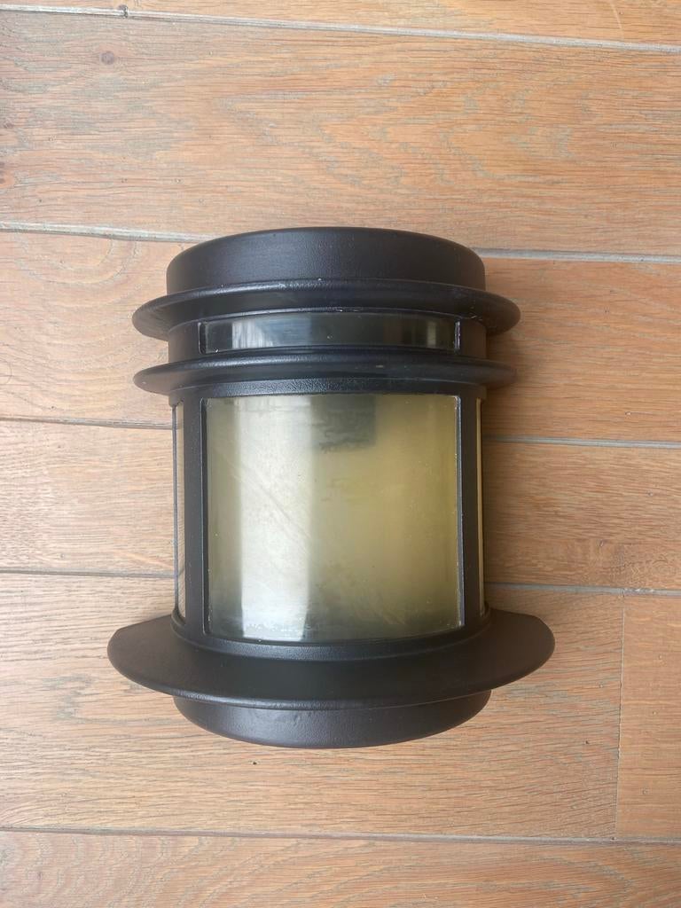 Zwarte buitenlamp, Tuin en Terras, Buitenverlichting, Overige materialen, Gebruikt, Minder dan 50 watt, Wandlamp