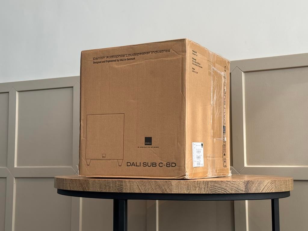 Dali SUB C-8 D / B-stock / 2 jaar garantie / 2 beschikbaar, Audio, Tv en Foto, Luidsprekers, Overige merken, Subwoofer, Ophalen of Verzenden