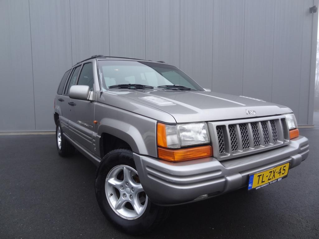 Jeep Grand Cherokee 5.9i V8 4X4 | LEDER | NL AUTO | NAP | YO, Auto's, Zwart, Bedrijf, Vierwielaandrijving, 6 km/l