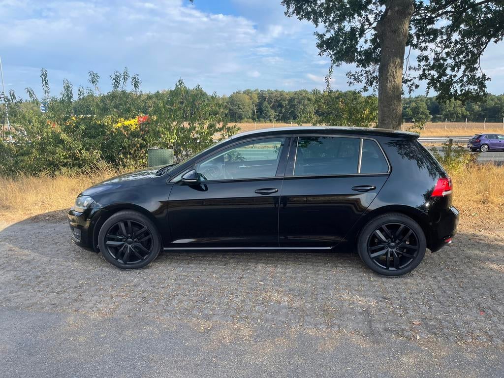 Volkswagen Golf 1.4 TSI 103KW DSG 2013 Zwart, Auto's, Zwart, 4 cilinders, Zwart, 650 kg