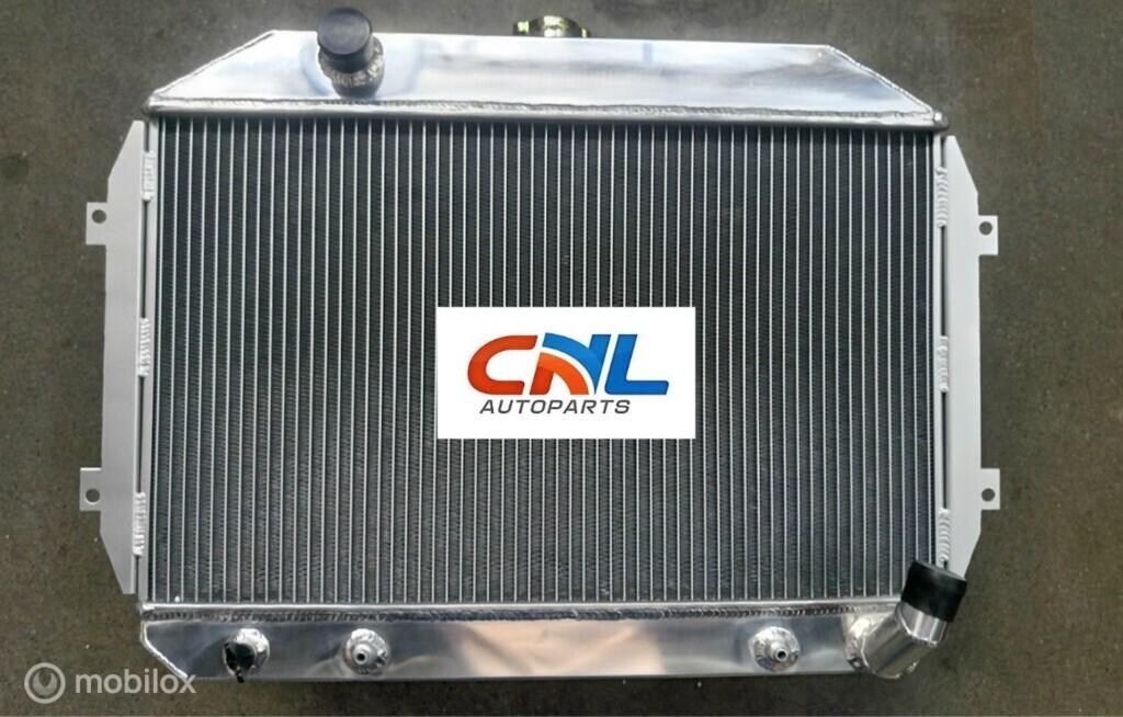 Radiateur Nissan Datsun 240Z/260Z L24/L26 AT/MT 1970-1975, Auto-onderdelen, Nieuw, Ophalen of Verzenden