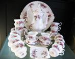Engels porselein Royal Albert servies Lavender Rose, Antiek en Kunst, Ophalen