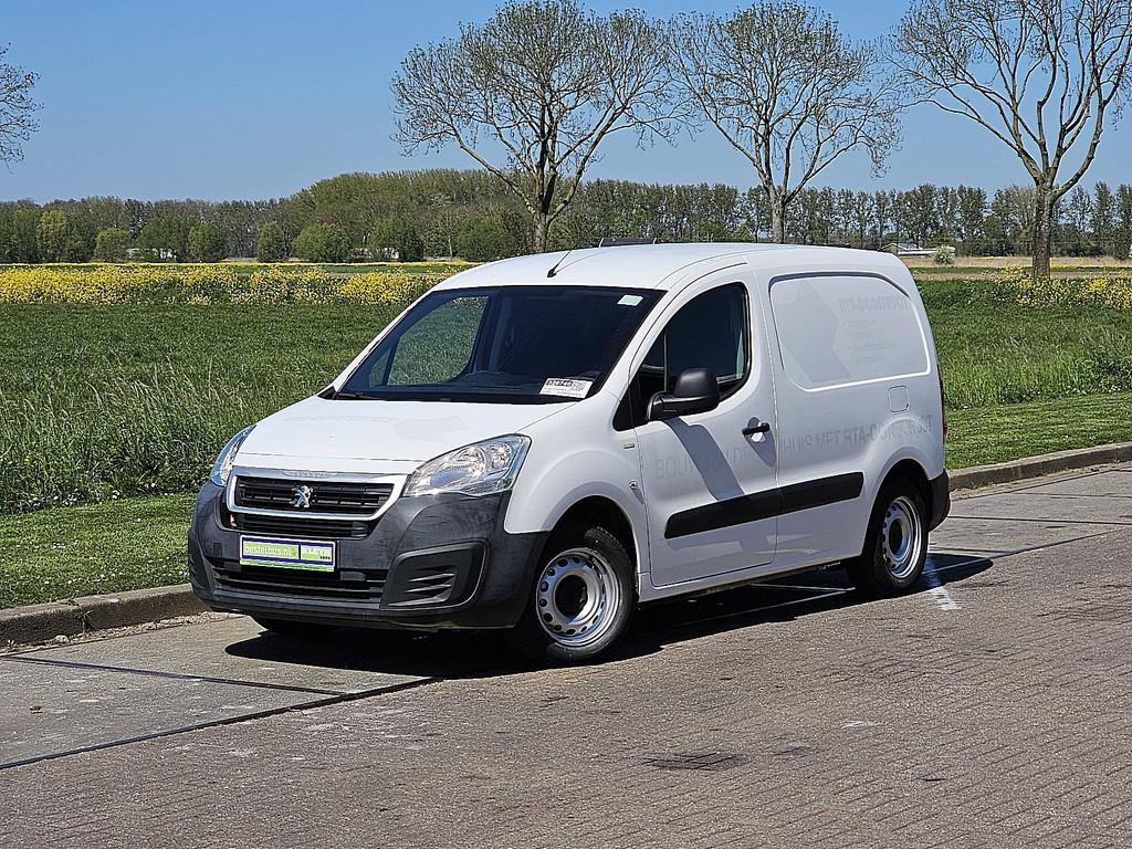 PEUGEOT PARTNER 1.6 3-zits airco euro6!, Traction-control, Gebruikt, Euro 6, Bedrijf