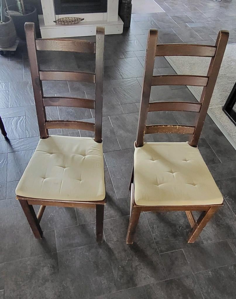 2 houten stoeltjes, Huis en Inrichting, Stoelen, Ophalen
