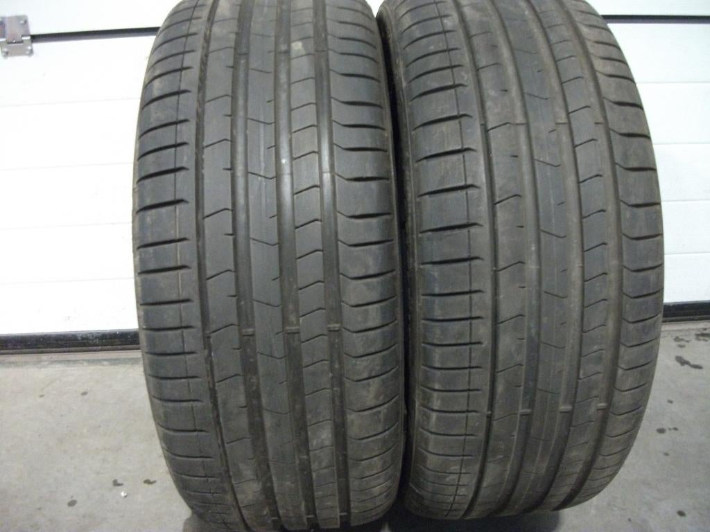 2 x 255/40 21" z.g.a.n. pirelli zomerbanden 2 x 6.5mm!, Ophalen, 255 mm, Banden en Velgen, 21 inch