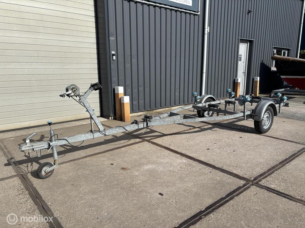 Boottrailer 750 KG (kantel), Overige typen