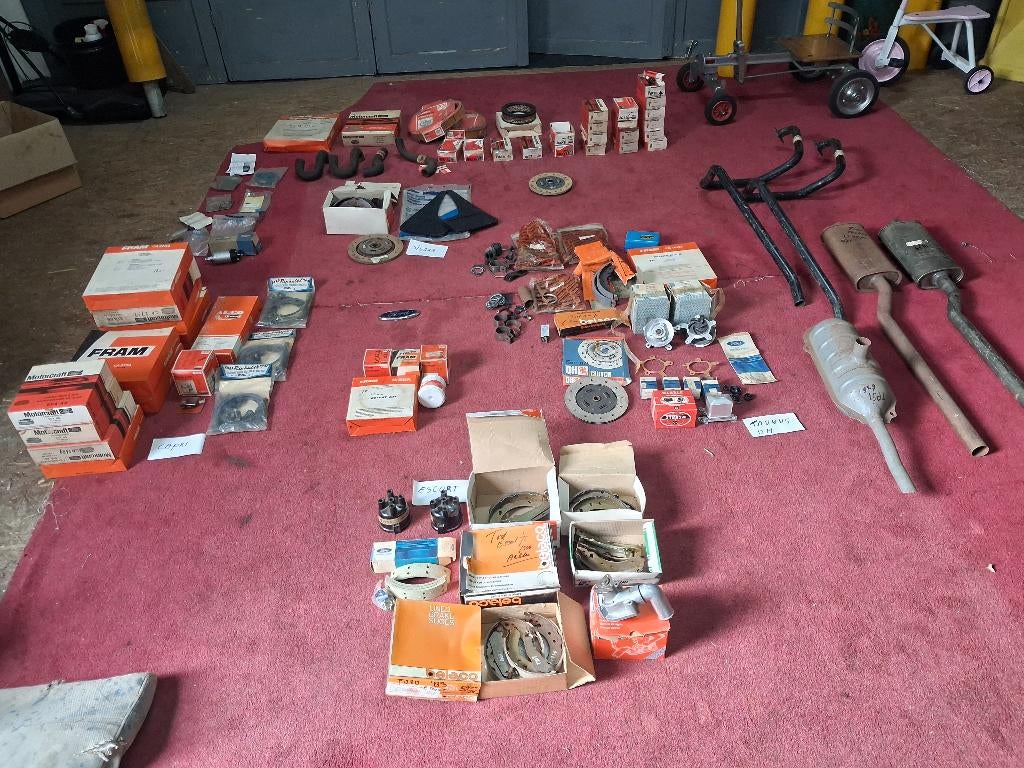 Nieuw! Partij oude Ford onderdelen, Auto-onderdelen, Ophalen, Nieuw, Ford