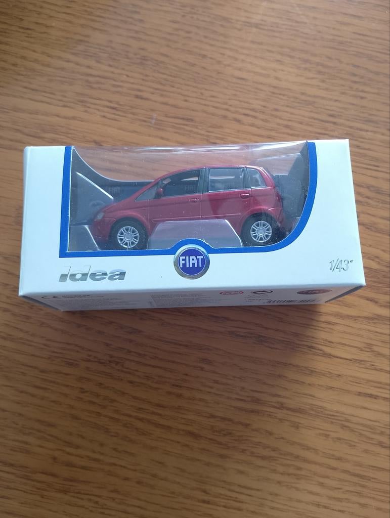 Fiat Idea modelauto 1/43 - Nieuw in doos Alleen ophalen, Hobby en Vrije tijd, Modelauto's | 1:43, Ophalen, Nieuw, Auto, Overige merken