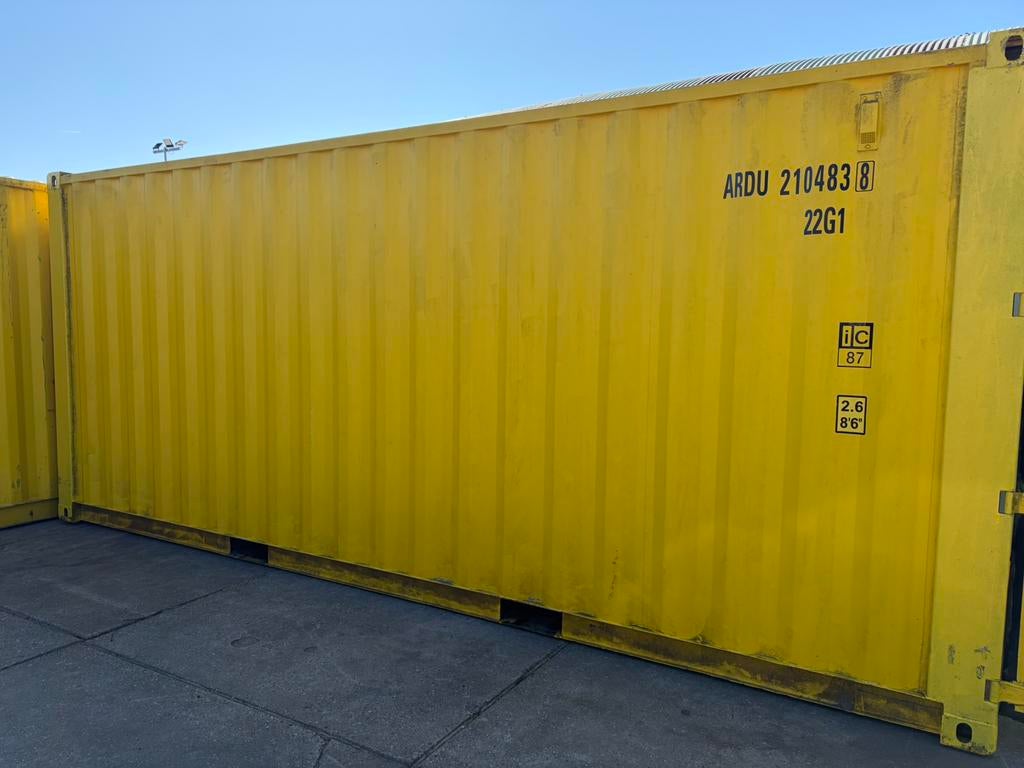 20ft zeecontainer / opslagcontainer, Ophalen