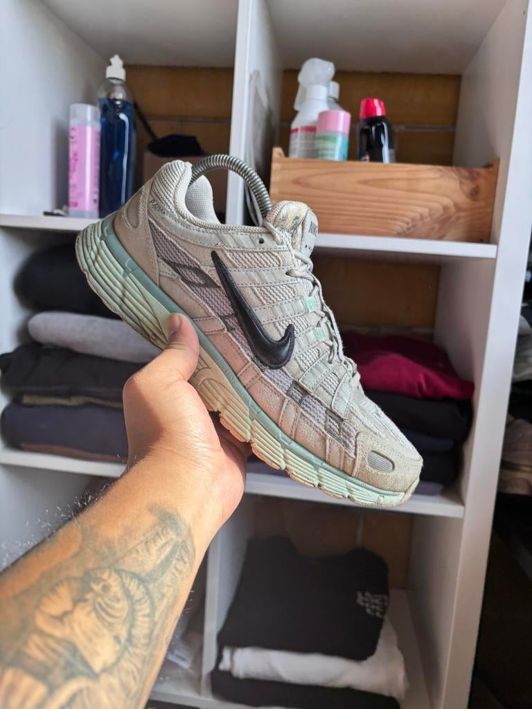 Nike P-6000 Grey Fog Pistacho Frost 42.5, Ophalen of Verzenden, Zo goed als nieuw, Overige kleuren