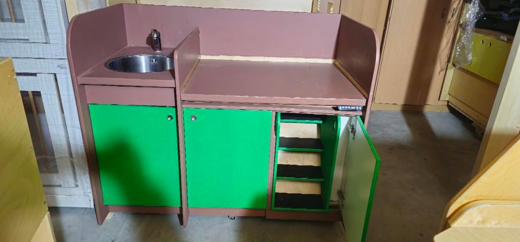 Elektrische Verstelbare Commode/Verschoontafel, Gebruikt, 70 cm of meer, 105 cm of meer, Ophalen of Verzenden