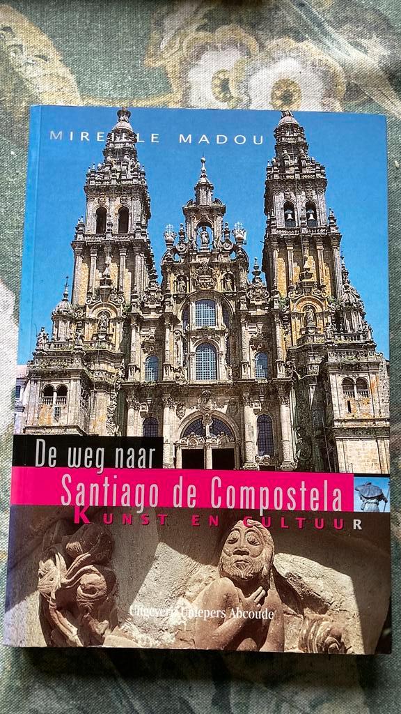 De weg naar SANTIAGO DE COMPOSTELA. -vol foto’s-!, Boeken, Reisgidsen, Gelezen, Reisgids of -boek, Europa, Overige merken, Ophalen of Verzenden