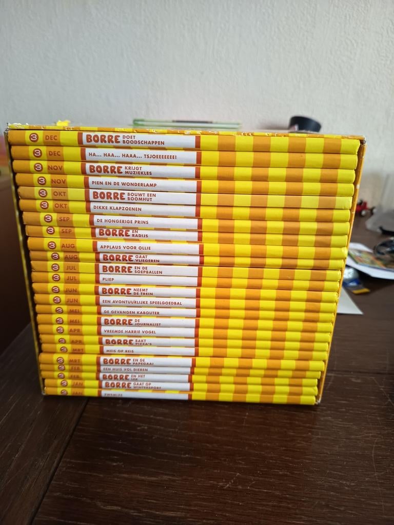 Borre boekjes hele set €65 of per box €25, Boeken, Kinderboeken | Kleuters, Ophalen of Verzenden, Zo goed als nieuw, Fictie algemeen