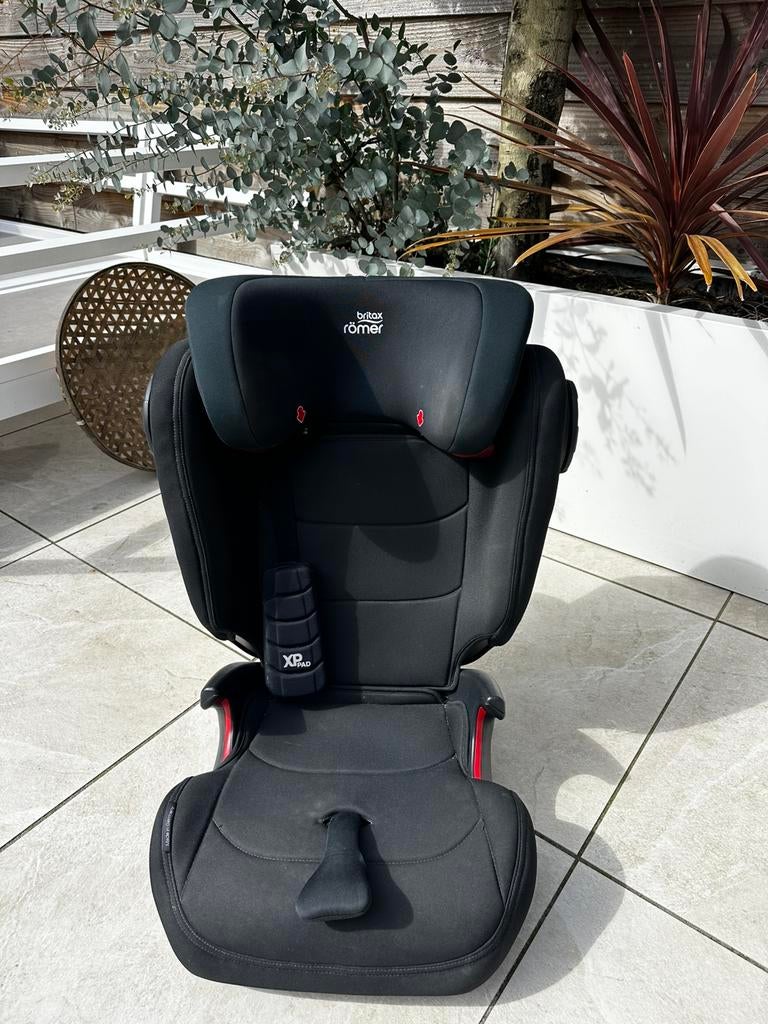 Britax Römer KIDFIX III S autostoel - Cosmos Black, Ophalen, Romer, 15 t/m 36 kg, Verstelbare rugleuning