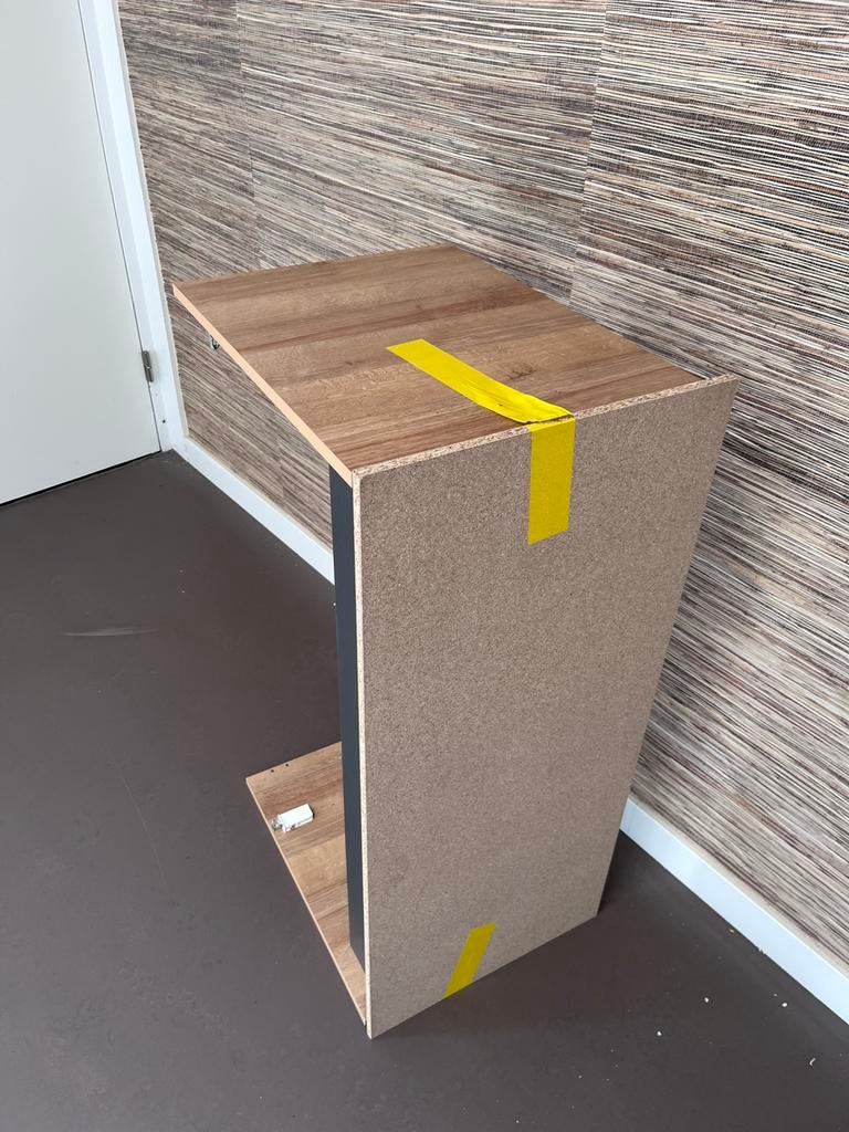 Badkamermeubel met scheur geleverd. Gratis afhalen, Ophalen, Minder dan 25 mm, Zo goed als nieuw, Plank