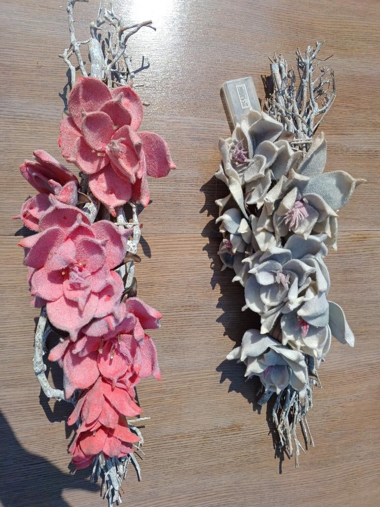 Raandecoratie kunstmagnolia op tak, roze en grijs, Ophalen