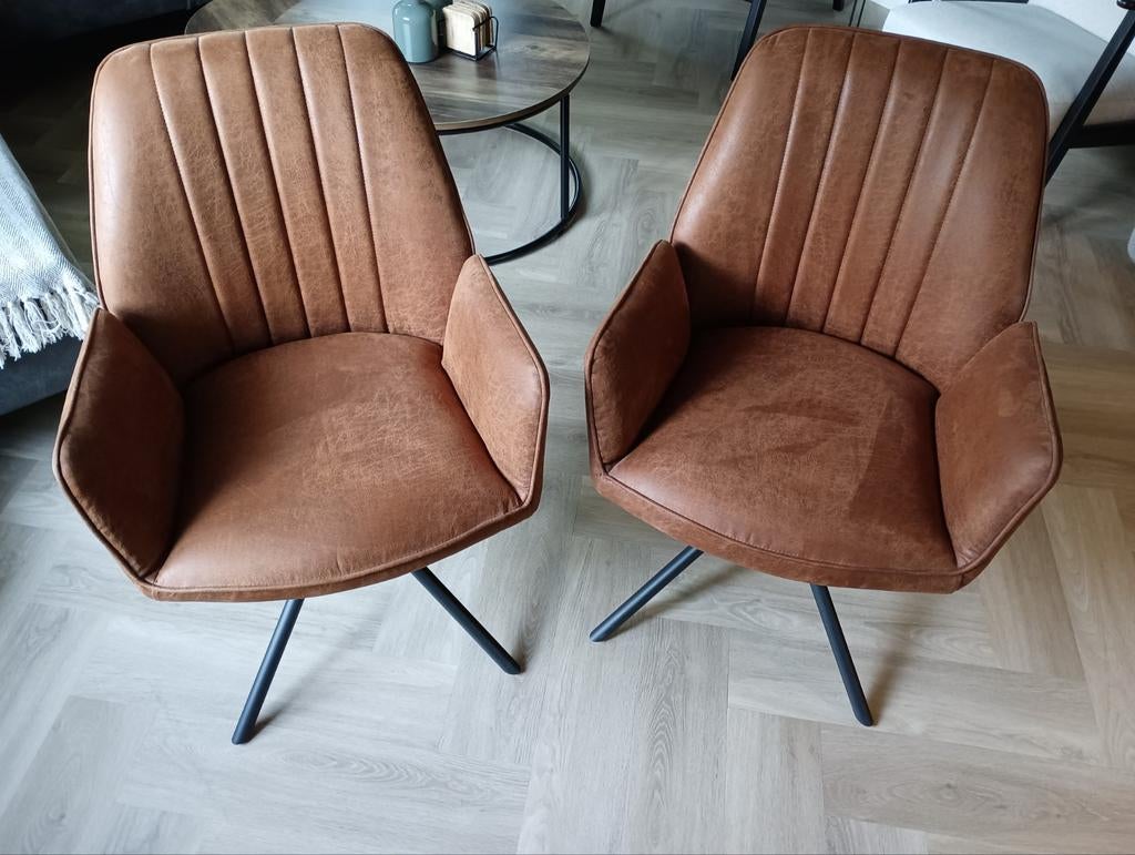 Set van twee eetkamerstoelen cognackleurige leer, zgan, Huis en Inrichting, Stoelen, Ophalen, Twee, Bruin, Zo goed als nieuw