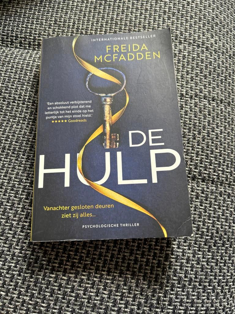 De Hulp - Freida McFadden (Psychologische Thriller), Boeken, Thrillers, Zo goed als nieuw, Nederland, Ophalen of Verzenden