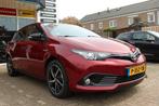 Toyota Auris 1.8 Hybrid Black Edition, Auto's, Toyota, Stof, Gebruikt, Euro 6, 4 cilinders