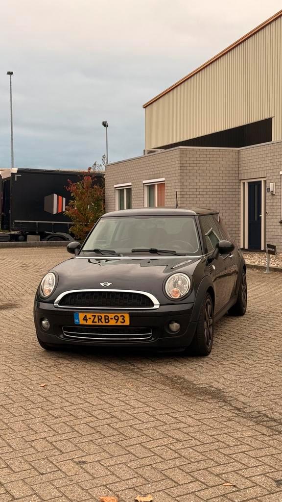 Mini (r56) 1.4 95pk 2008 Zwart, Auto's, Mini, Particulier, One, ABS, Benzine, Euro 4, B, Hatchback, Handgeschakeld, Geïmporteerd