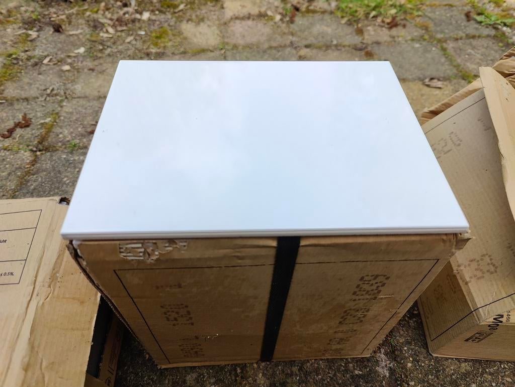 Badkamertegels: 4,5 doos wandtegels en 1 doos vloertege, Ophalen, Keramiek, Nieuw, Minder dan 20 cm