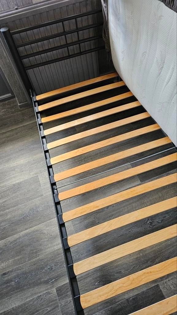 Gratis eenpersoonsbed metaal, Ophalen, Eenpersoons, 90 cm