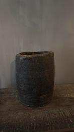 Nepalese pot/kruik, Overige materialen, Rond, Ophalen of Verzenden, Binnen
