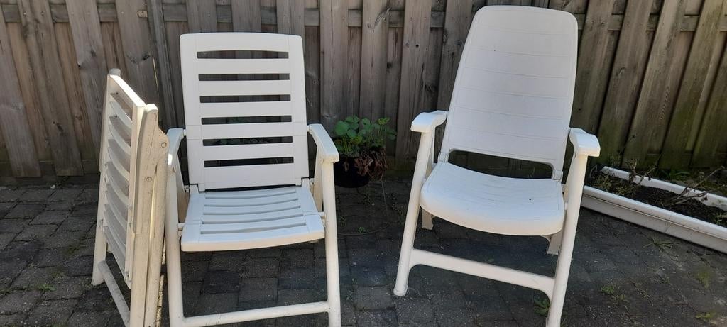 7 tuinstoelen gratis, Ophalen, Gebruikt, Kunststof
