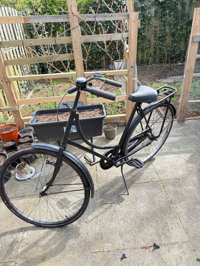 Omafiets opknapper - Lekke band en geroeste ketting, Ophalen of Verzenden, Gebruikt