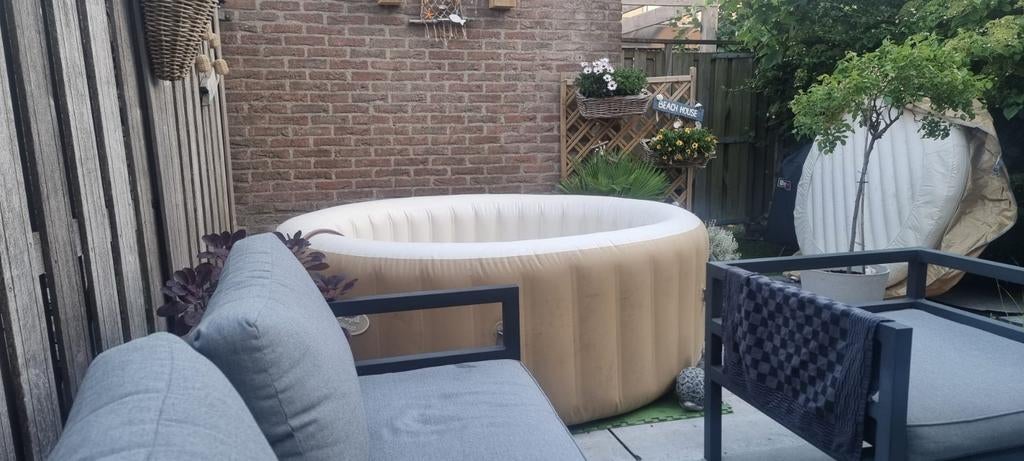 Lazy-Z-Spa Palm Springs Jacuzzi - Zo goed als nieuw, Ophalen, Zo goed als nieuw, Filter, Opblaasbaar