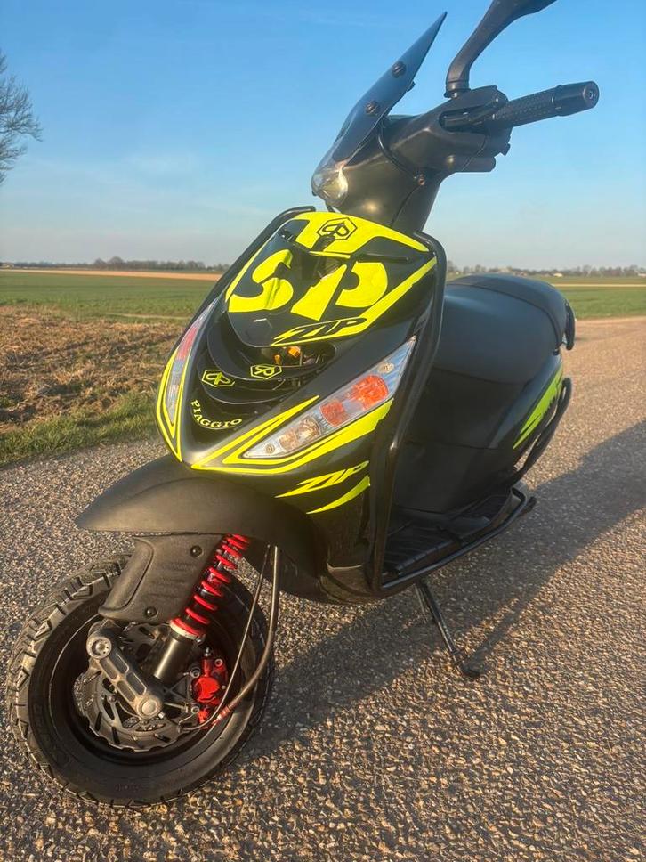 Piaggio zip 172cc, Fietsen en Brommers, Scooters | Piaggio, Zo goed als nieuw, Zip, Tweetakt, Ophalen