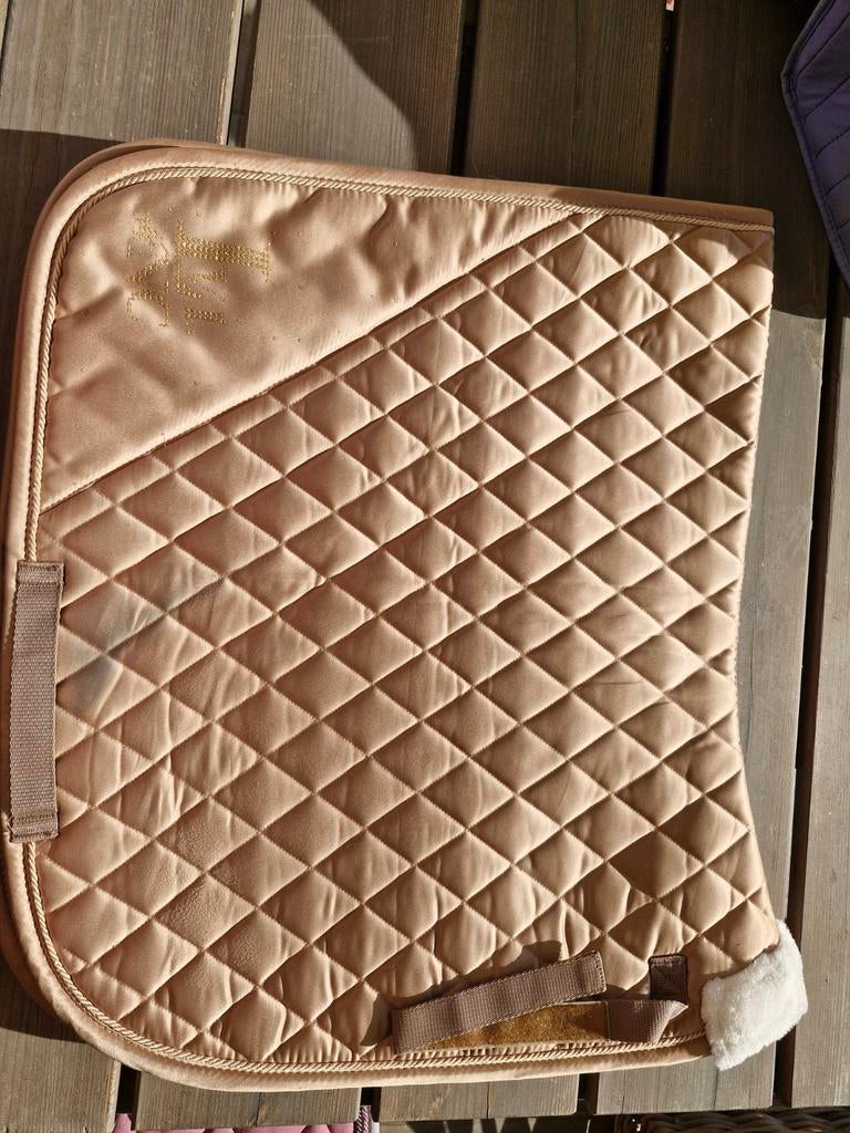 Mooi Beige/goud dekje, Dieren en Toebehoren, Ophalen, Gebruikt