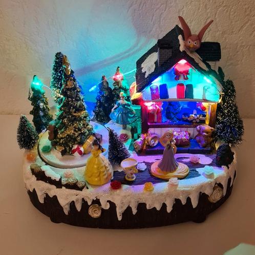 Prachtig kerst tafereel met prinsessen, Diversen, Kerst, Zo goed als nieuw, Ophalen of Verzenden