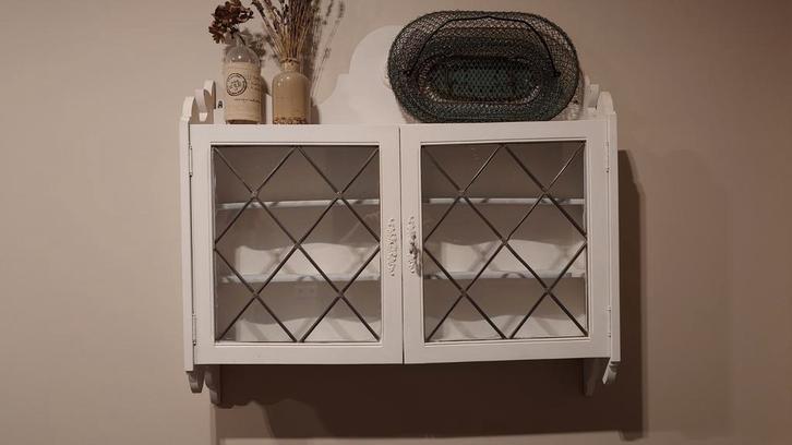 Wit Brocante Vitrinekastje Hangend Glas in Lood, Huis en Inrichting, Kasten | Boekenkasten, Zo goed als nieuw, 50 tot 100 cm, Minder dan 100 cm
