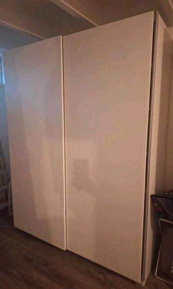 Ikea pax kast met schuifdeuren, pax 150x201x60 cm - afbeelding 1