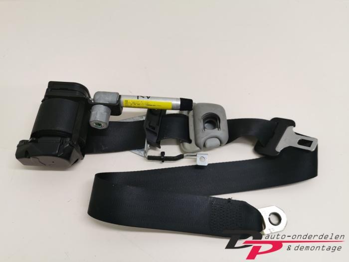 Veiligheidsgordel rechts-voor van een Mitsubishi Carisma, Gebruikt, -, -, Ophalen of Verzenden