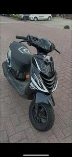 Piaggo ZIP 125 brom, Fietsen en Brommers, Scooters | Piaggio, Ophalen, Gebruikt, Maximaal 45 km/u, Zip