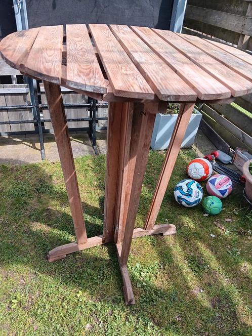 Sta tafel 114 cm hoog 95 cm doorsnede, Tuin en Terras, Tuintafels, Zo goed als nieuw, Rond, Hout, Ophalen of Verzenden