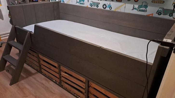 Bed, kind,, Kinderen en Baby's, Kinderkamer | Bedden, Gebruikt, 180 cm of meer, 85 tot 100 cm, Lattenbodem, Ophalen