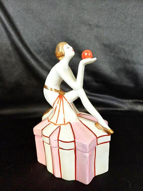 art deco beeldje, dame, sieradendoosje, trinket box, flapper, Antiek en Kunst, Antiek | Porselein, Ophalen of Verzenden