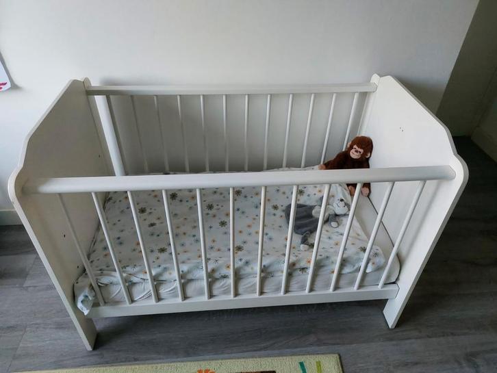 Gebruikt Ledikant - Nog prima voor een Ronde!, Kinderen en Baby's, Babywiegjes en Ledikanten, Gebruikt, Ledikant, Ophalen