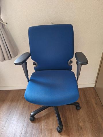 Blauwe Bureaustoel - Ergonomisch en Comfortabel beschikbaar voor biedingen